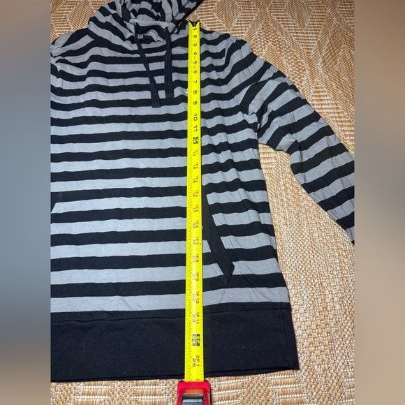 Express Lightweight Sweatshirt w/Hood,Black & Gray,Striped, Men's Size Small - Picture 5 of 10